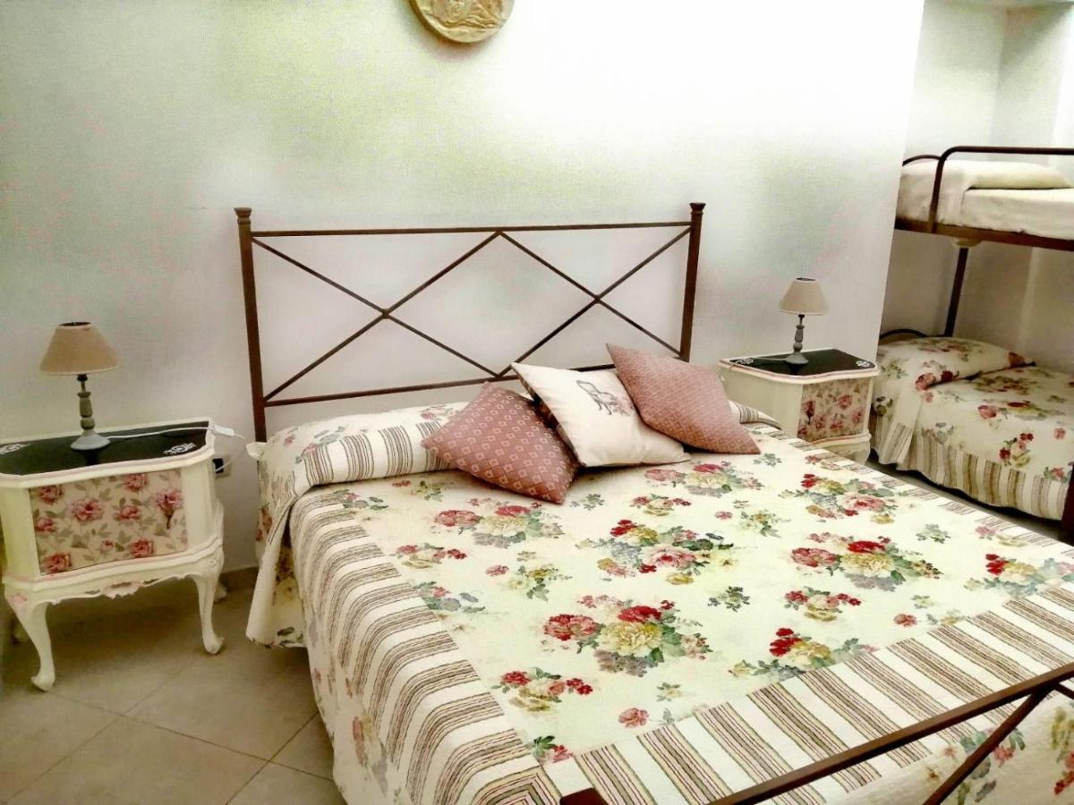 B&B A Due Passi Martina Franca Exterior photo