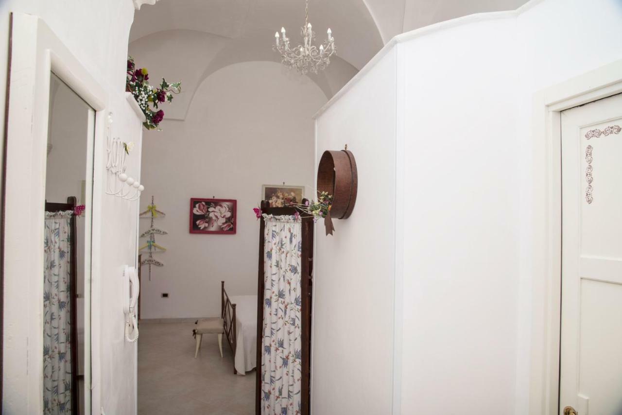 B&B A Due Passi Martina Franca Exterior photo